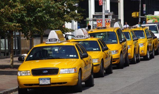 二十年不变的出租车市场,如何在短短 14 月里被撬动?